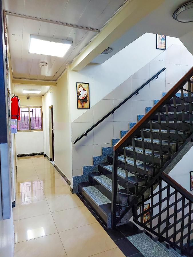 كينشاسا Hotel Relax المظهر الخارجي الصورة