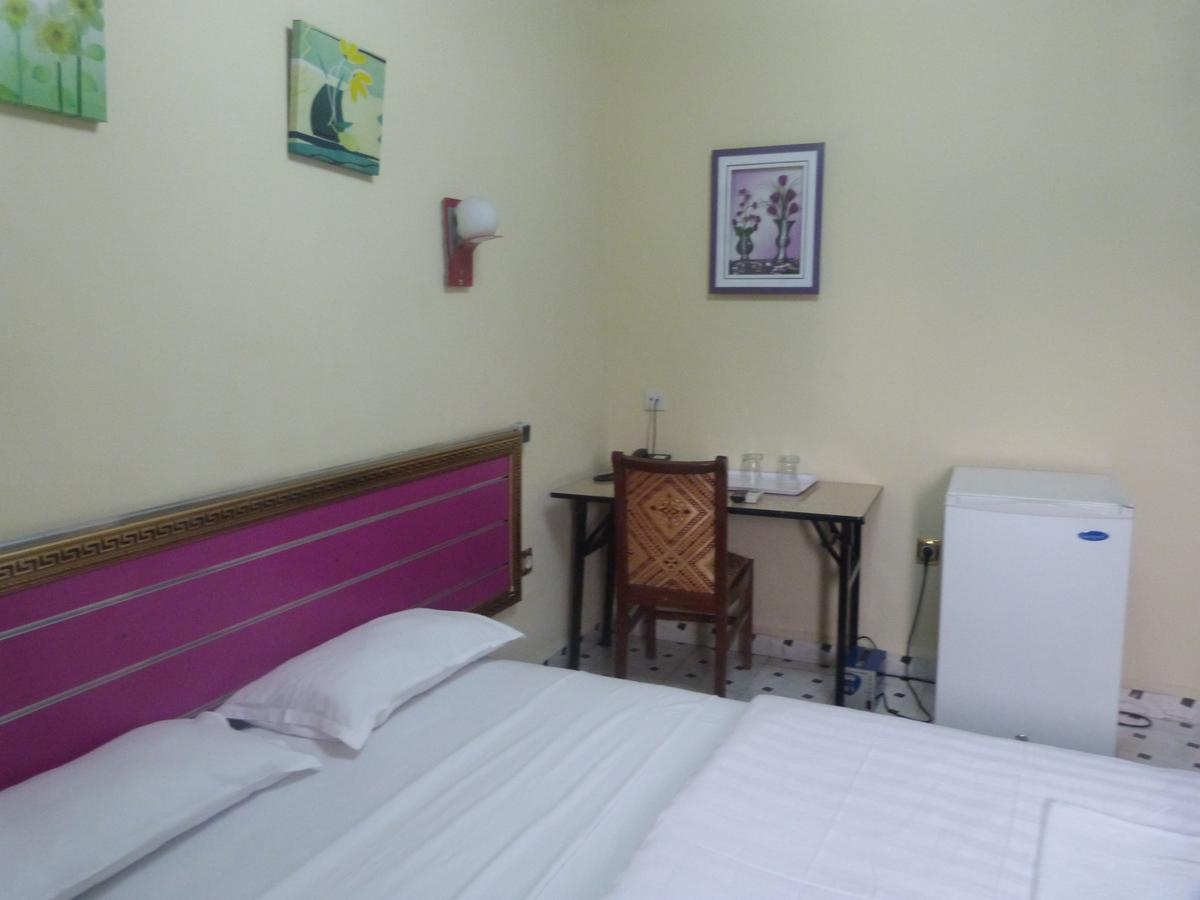 كينشاسا Hotel Relax المظهر الخارجي الصورة