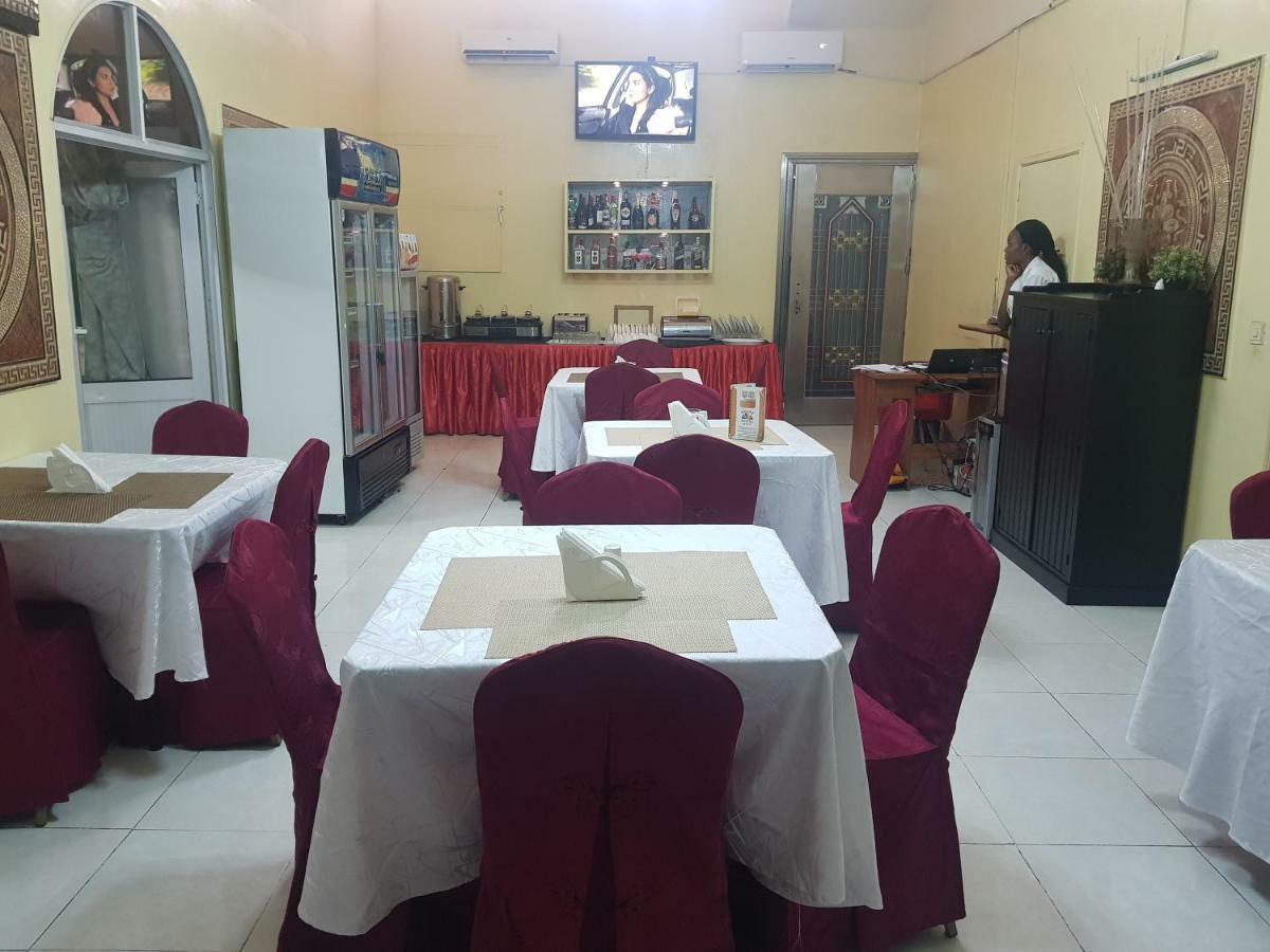 كينشاسا Hotel Relax المظهر الخارجي الصورة